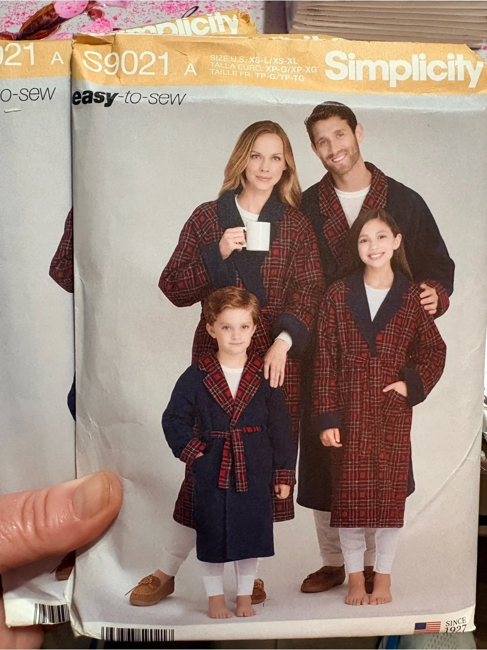 BN UNCUT SIMPLICITY 9021 A SEWING PATTERNS ROBES